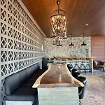 Downtown Tj Ave Revolucion 1Br Suite 10Th Floor