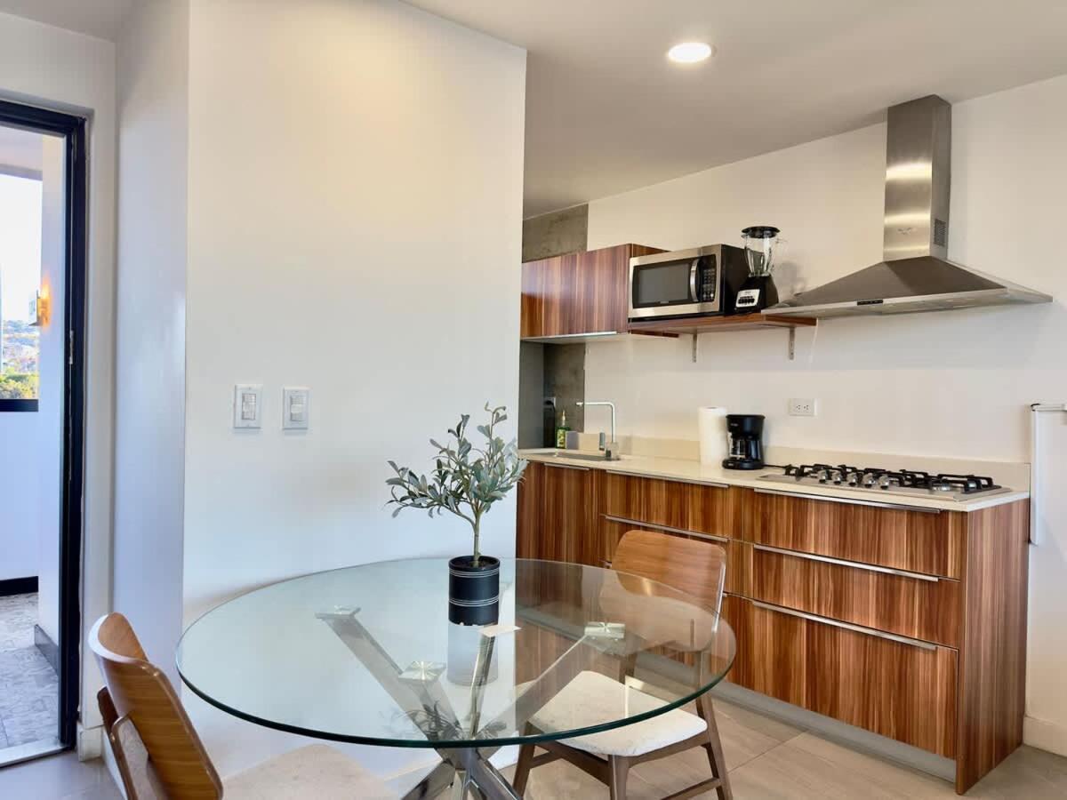 Downtown Tj Ave Revolucion 1br 10th Floor * Tijuana